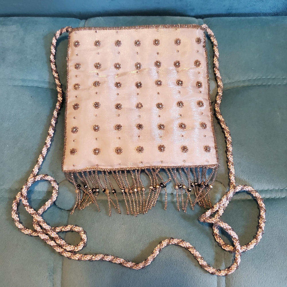 Vtg - La Regale - Silver White - Satin - Beaded Fringe Purse